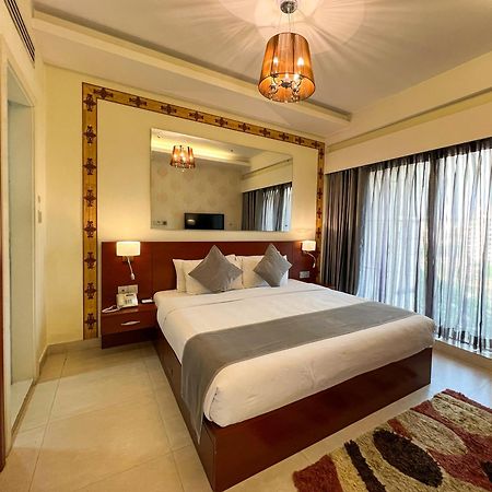 Coventina Lake Suites Dhaka Exterior photo