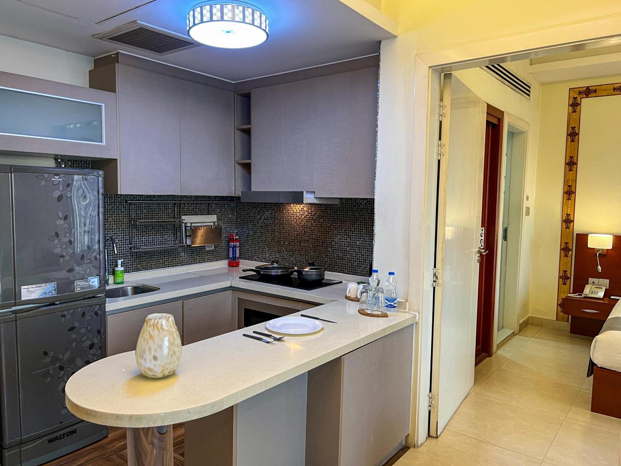 Coventina Lake Suites Dhaka Exterior photo