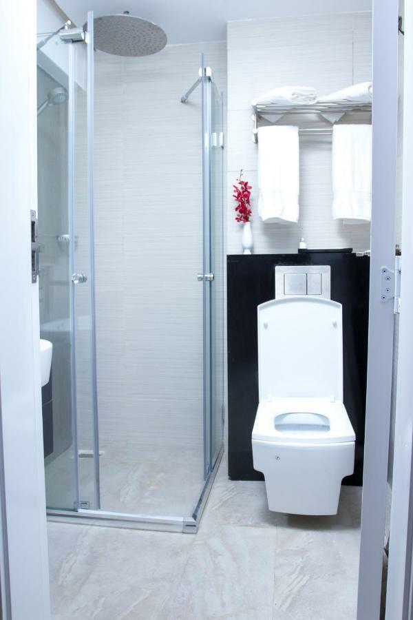 Coventina Lake Suites Dhaka Exterior photo